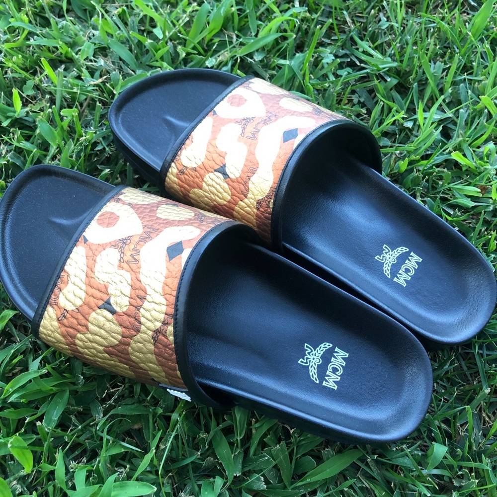 MCM Men’s Slides monogram coated canvas shoes - Picture 6 of 8